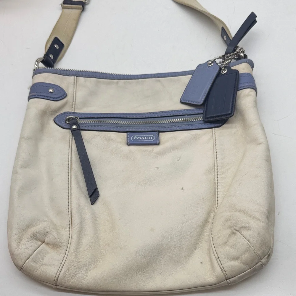 Coach Off White and Navy Crossbody Bag As is Condition CP9340